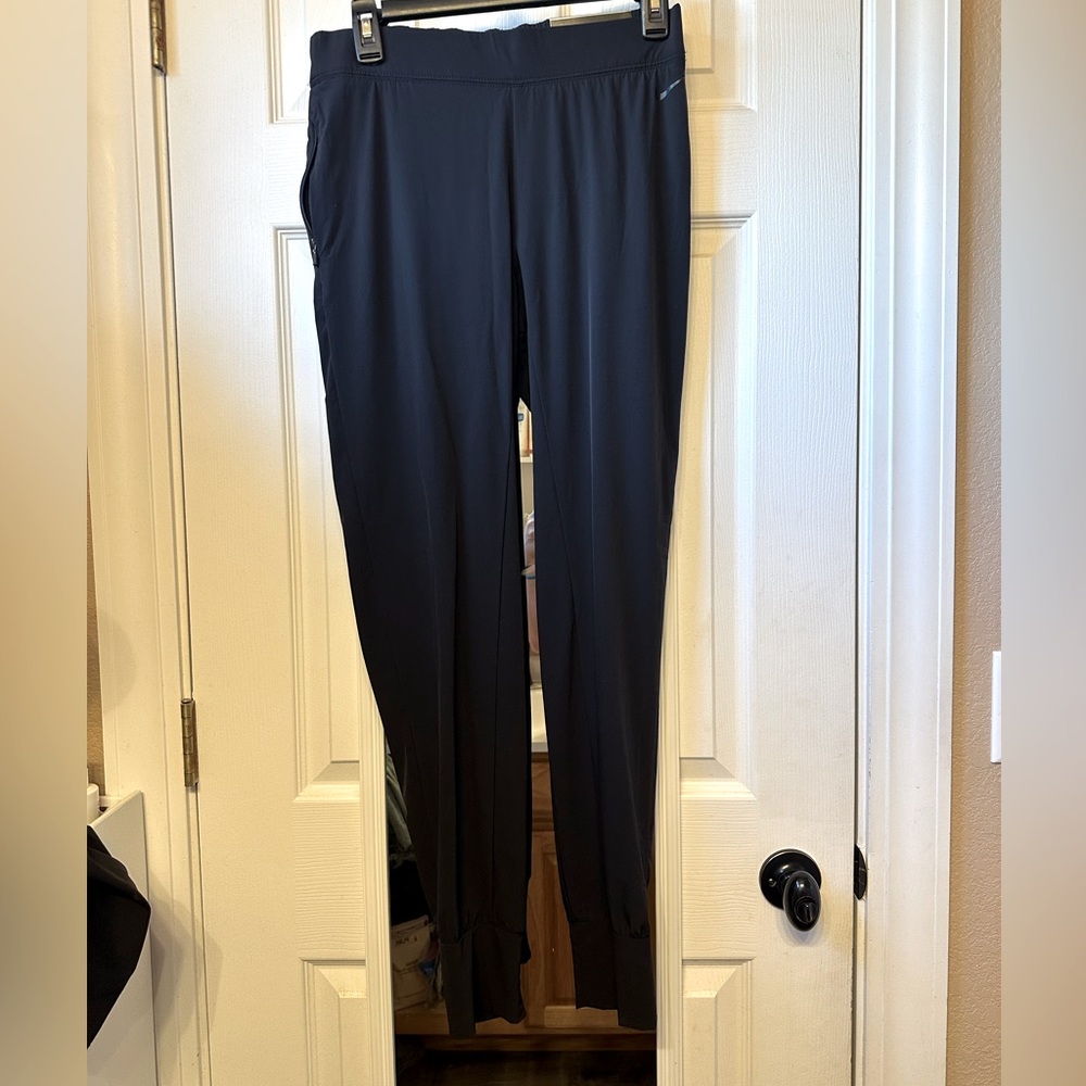 Nike Bliss Skinny Fit Joggers Women’s Small Black Dri-FIT Athletic Pants NWT